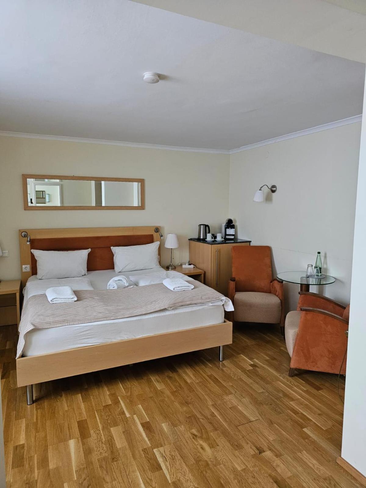 Hotel Goldene Rose Weißenburg in Bayern المظهر الخارجي الصورة